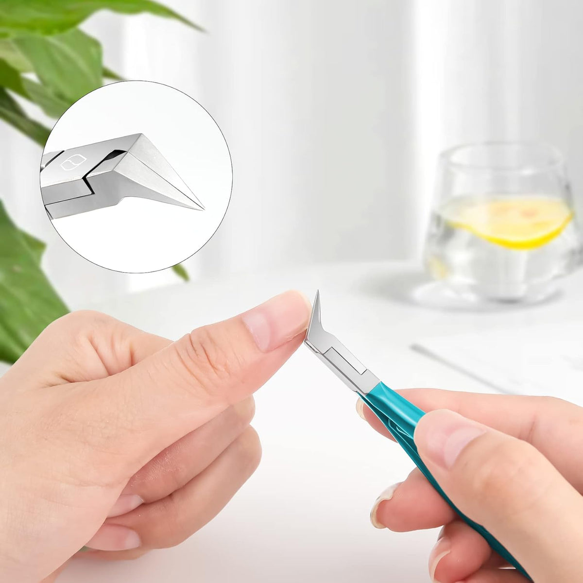 EsencialLuz – Cortauñas Profesional de Precisión para Uñas Encarnadas